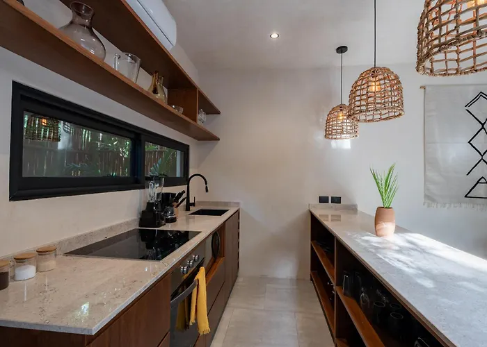 Pousada Moonstone - With Private Pool And 24hrs Security & Club Access